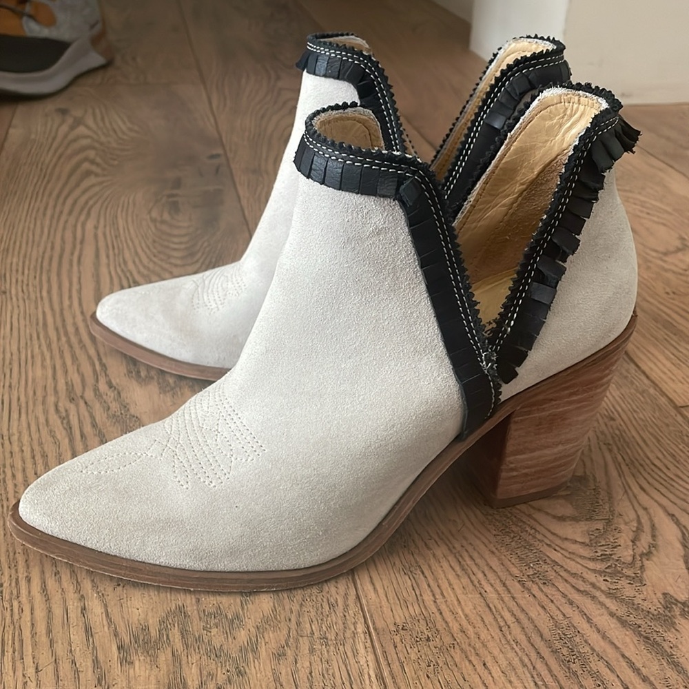 Lucchese Bone Suede Ankle Booties